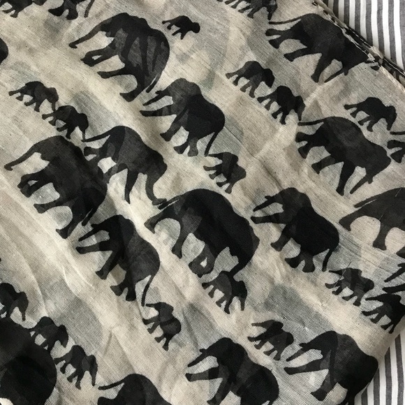 Elephant cream and black sheer Infiniti scarf - Picture 2 of 2